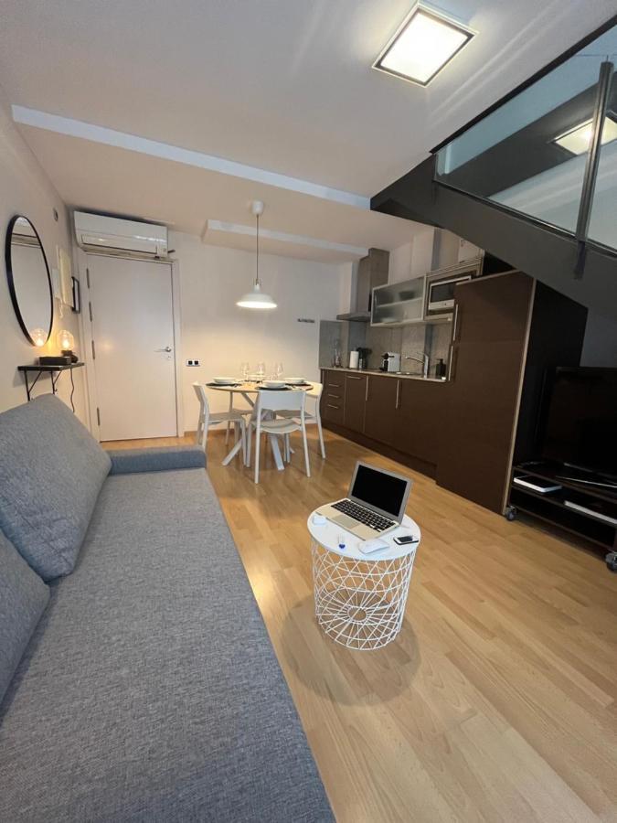 Precioso Duplex En El Centro De Tarragona Apartment Luaran gambar